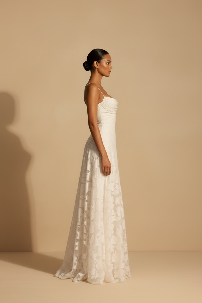 Francesca – Vestido Largo Encaje Ajuste Elegante Blanco