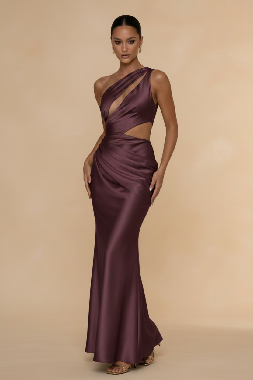 Aveline – Vestido Maxi Asimétrico Satinado Burdeos