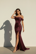 Aurélie – Vestido Maxi Satinado Efecto Silueta Burdeos